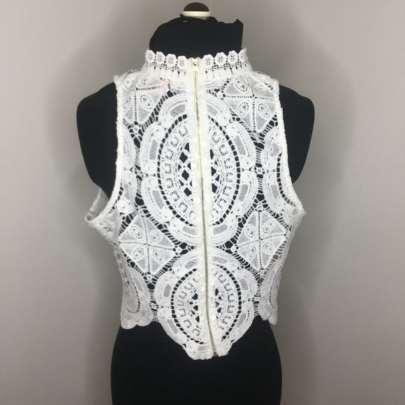 A.Peach - White Lace Top - M - Picture 6 of 9